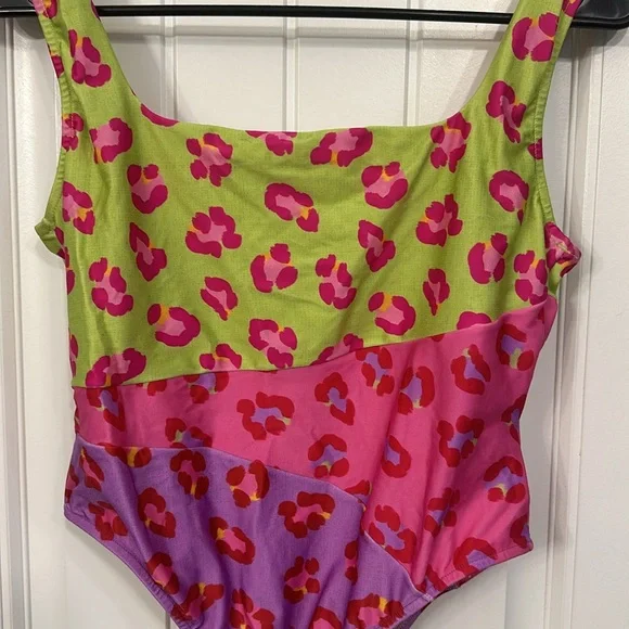 Farm Rio Maxi Leopard Patch One Piece Swimsuit Large - Picture 4 of 12
